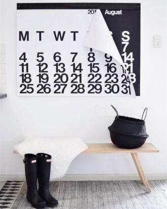 stendig_calendar_2018_7_1024x1024